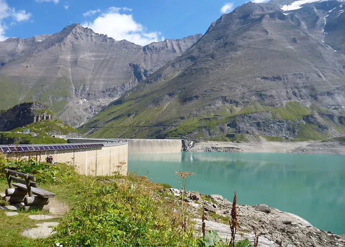 アパート Art Nomay Summercard Blick Of Salzburg カプルーン