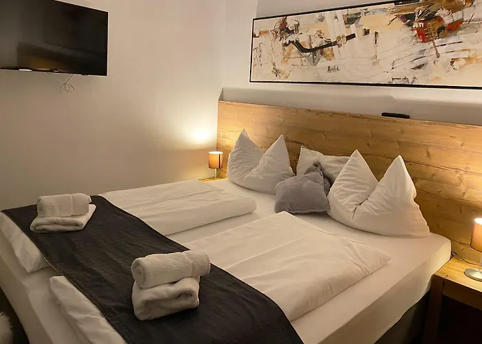 アパート Art Nomay Summercard Blick Of Salzburg *